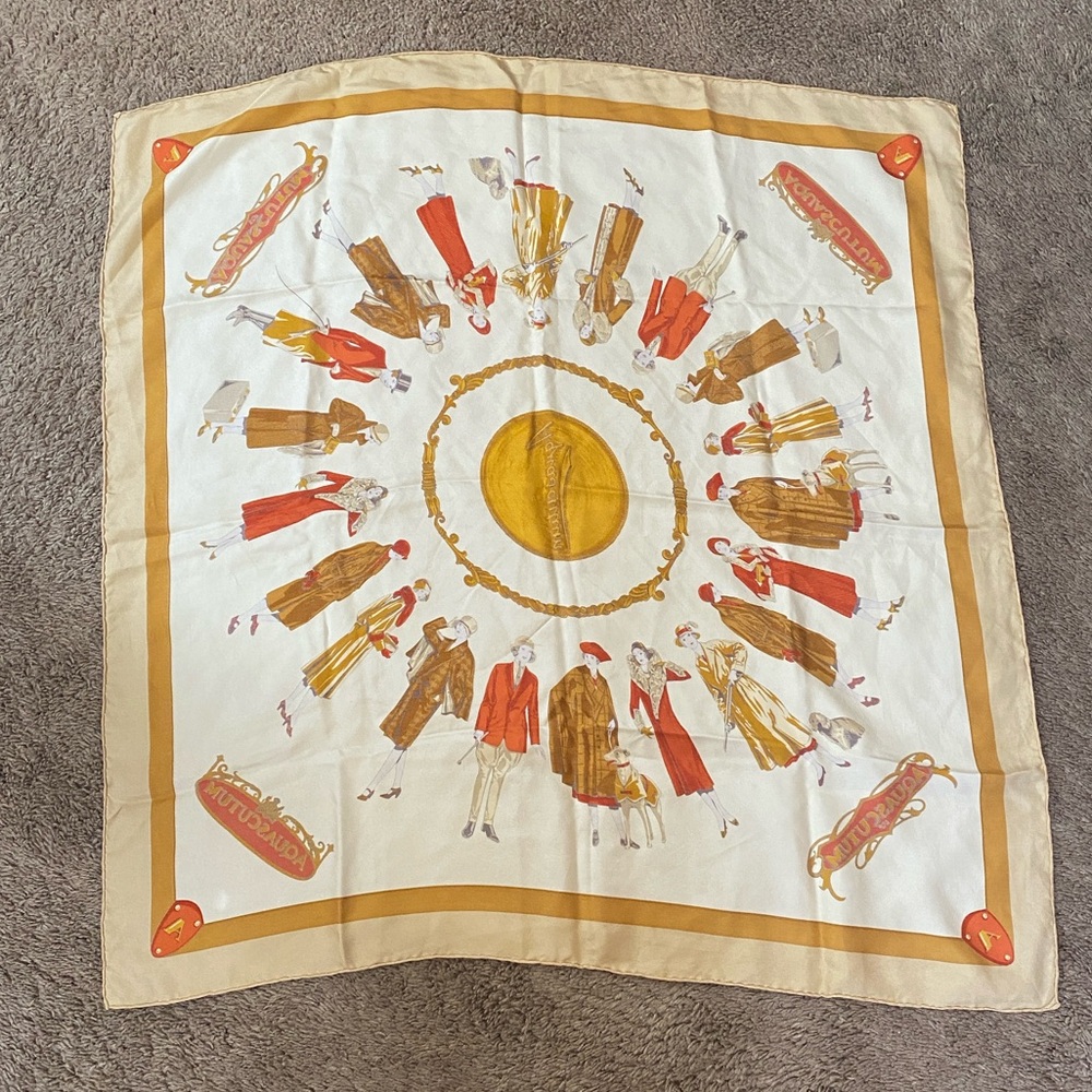 VTG 70’s Aquascutum 1920s Fashion Girls Ladies Silk Scarf - Picture 9 of 9
